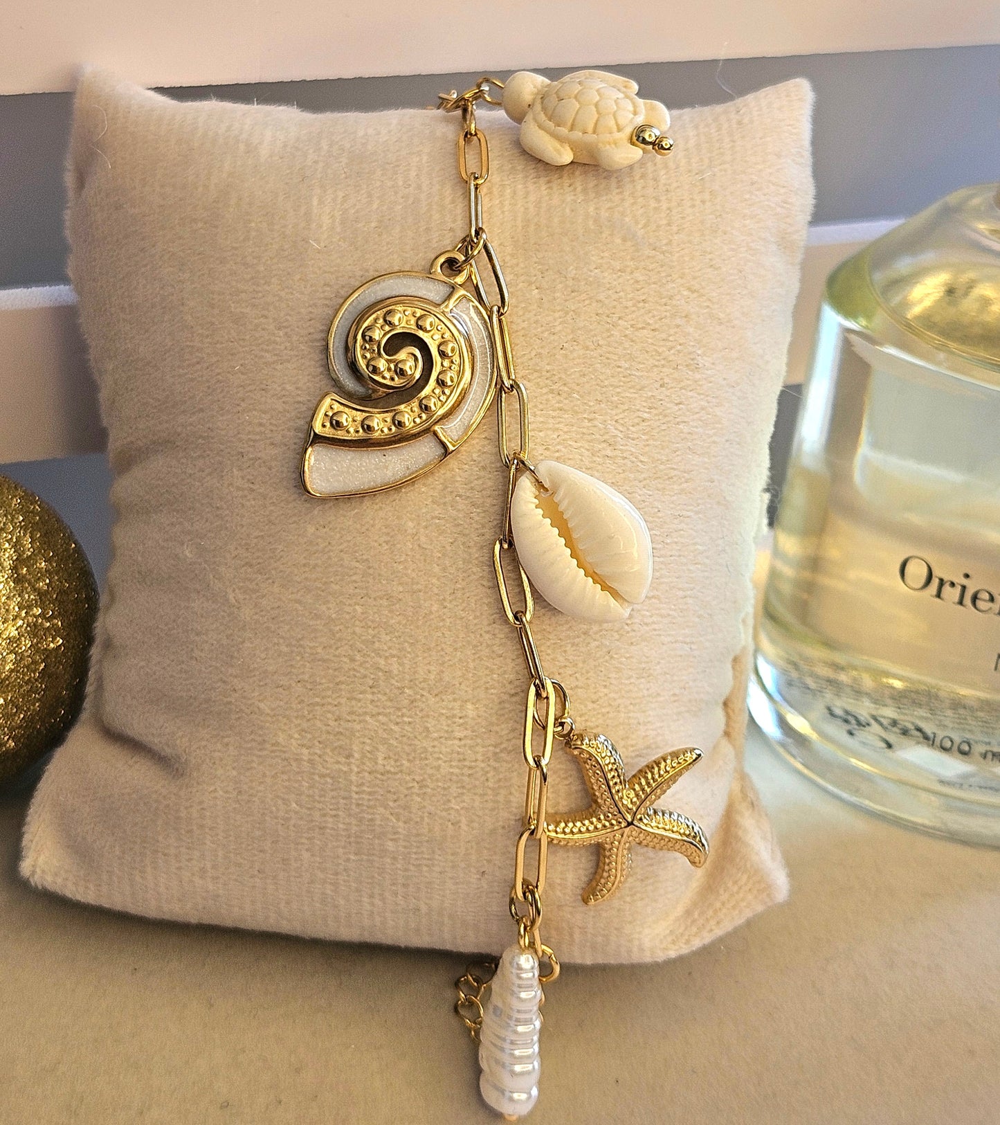Bracelet tortue perle blanche coquillage