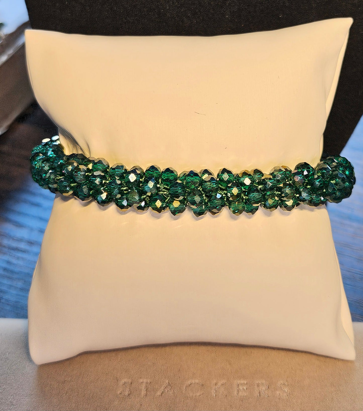 Bracelet élastique perle vert bouteille nacre