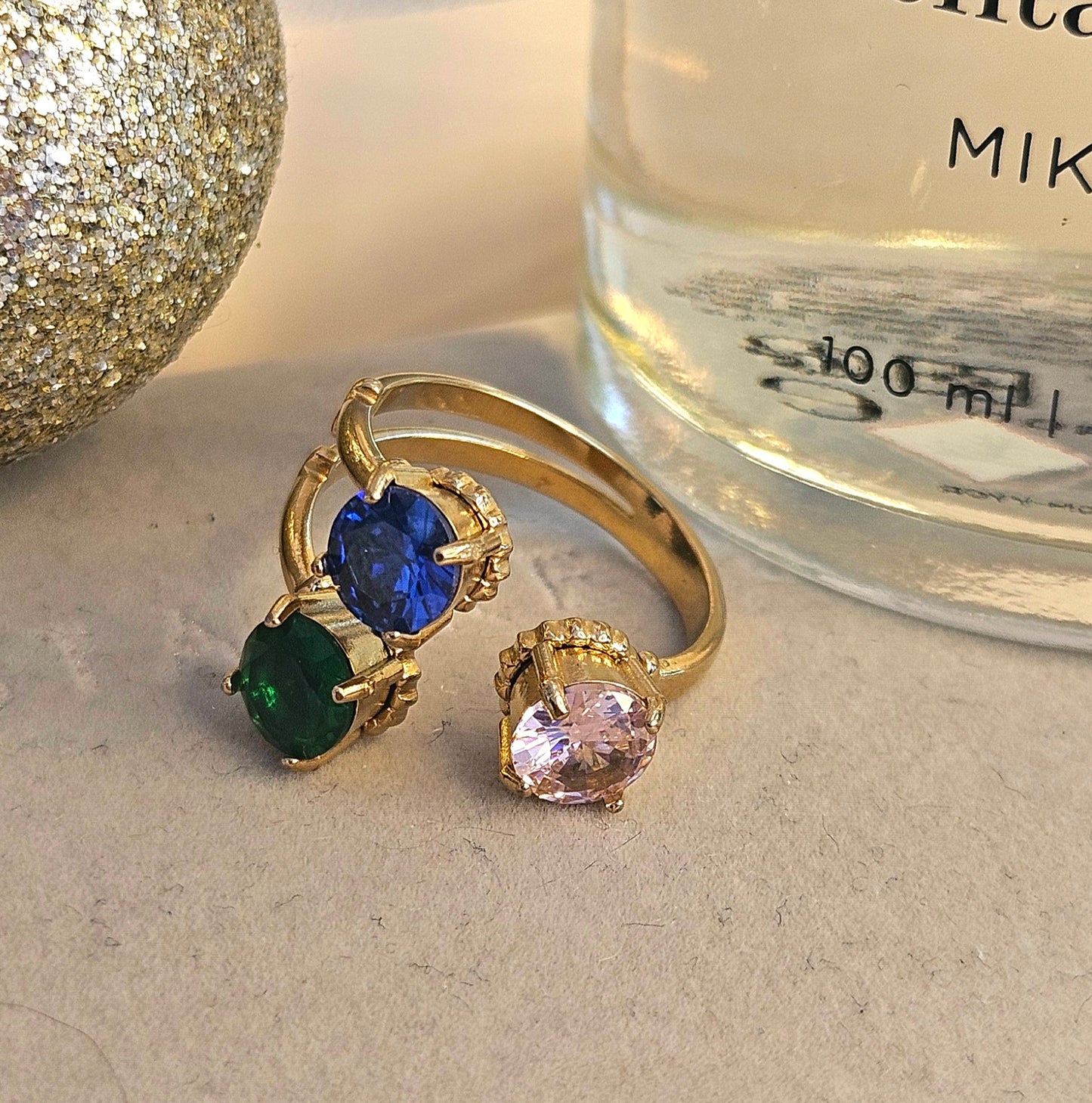 Bague 3 cristaux colores