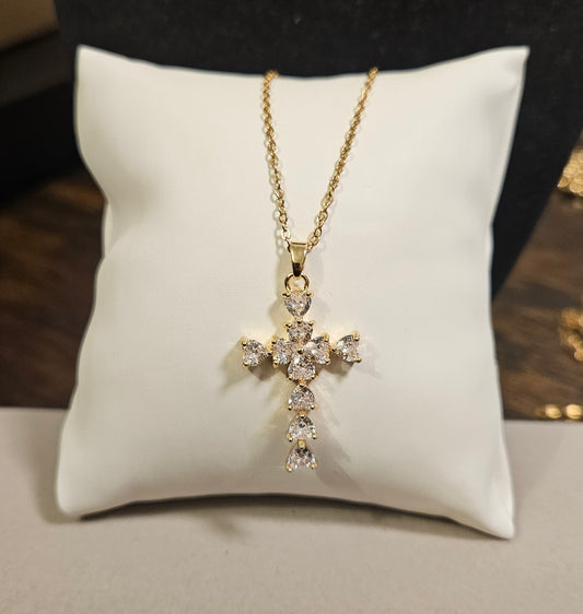 Collier croix cristal