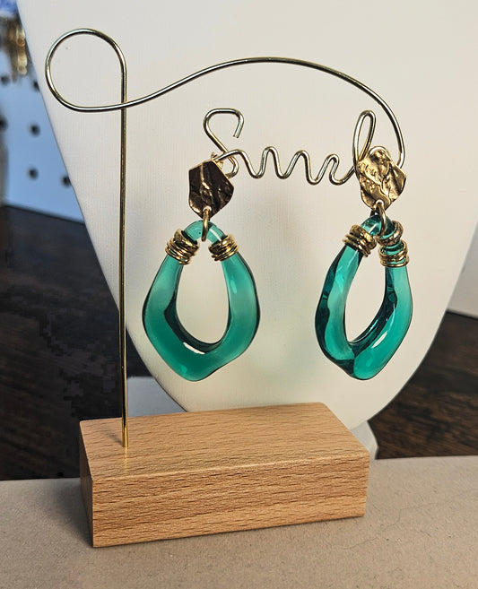 Boucles d'oreilles acier et résine verte