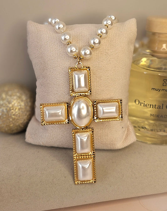 Collier sautoire croix perle