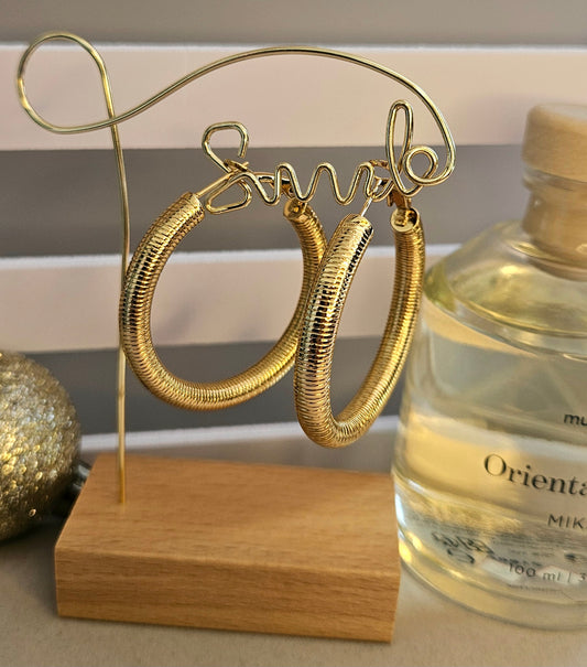 Boucles d'oreilles créoles larges ciselees