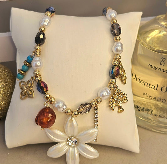 Collier fleur paquerette cristal perle d'eau douce