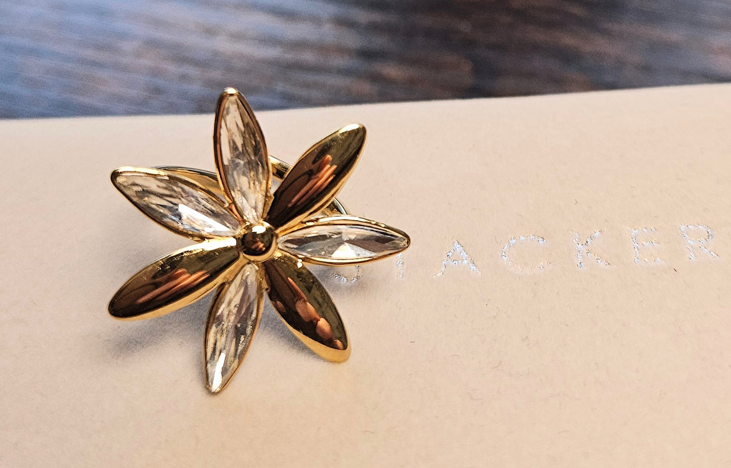 Bague fleur  cristal et acier