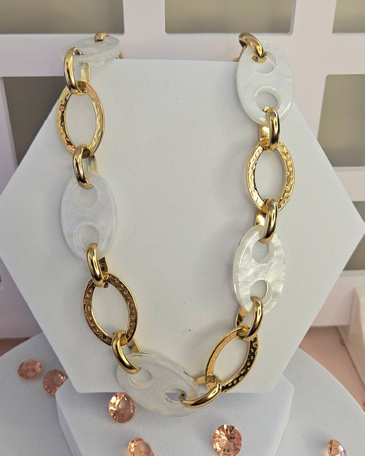 Collier resine nacre blanc