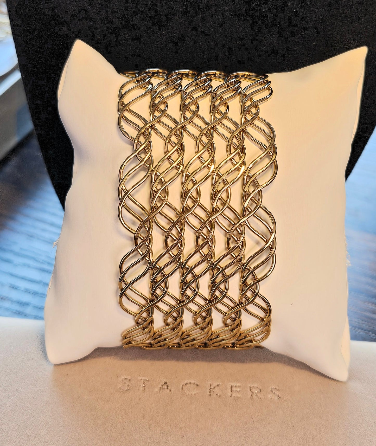 Bracelet manchette grillage large
