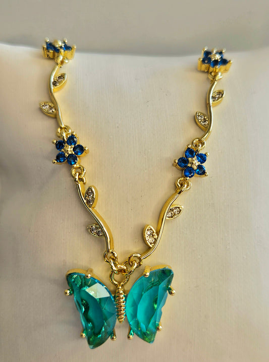 Collier cristal papillon bleu