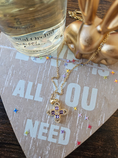 Collier croix cristal mauve