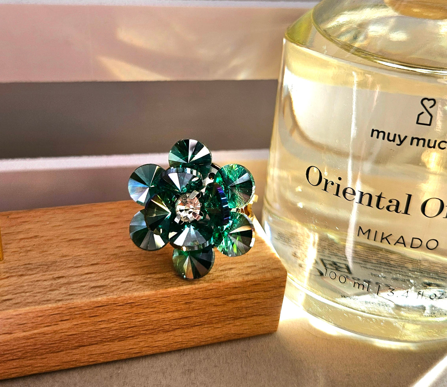 Bague fleur cristal verte
