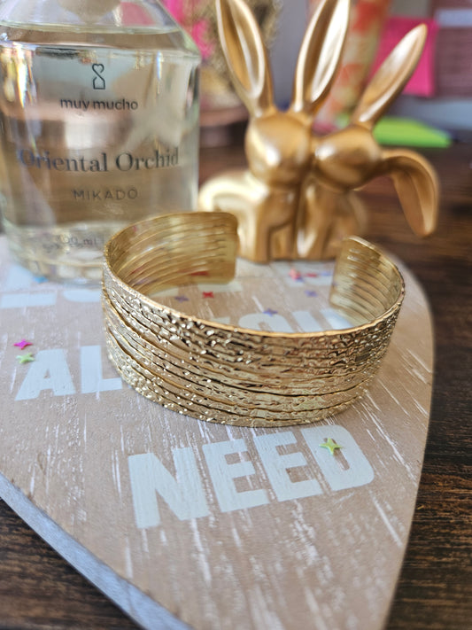 Bracelet strié