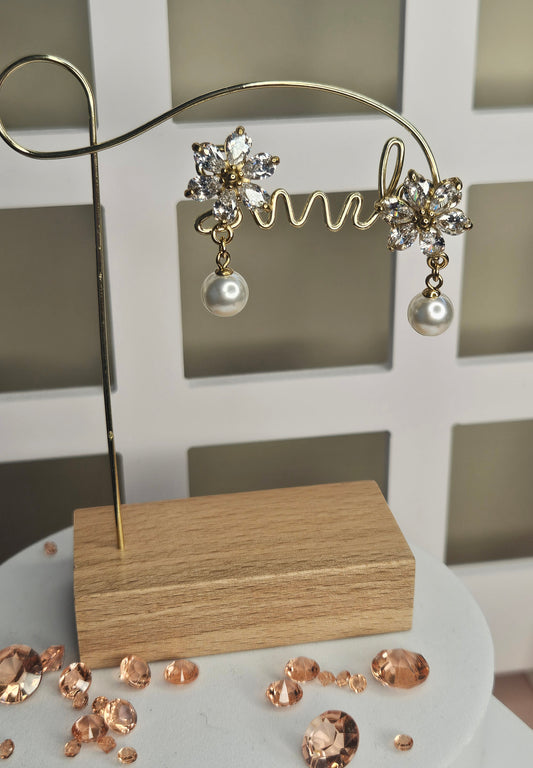 Boucles d'oreilles fleurs cristal et perle