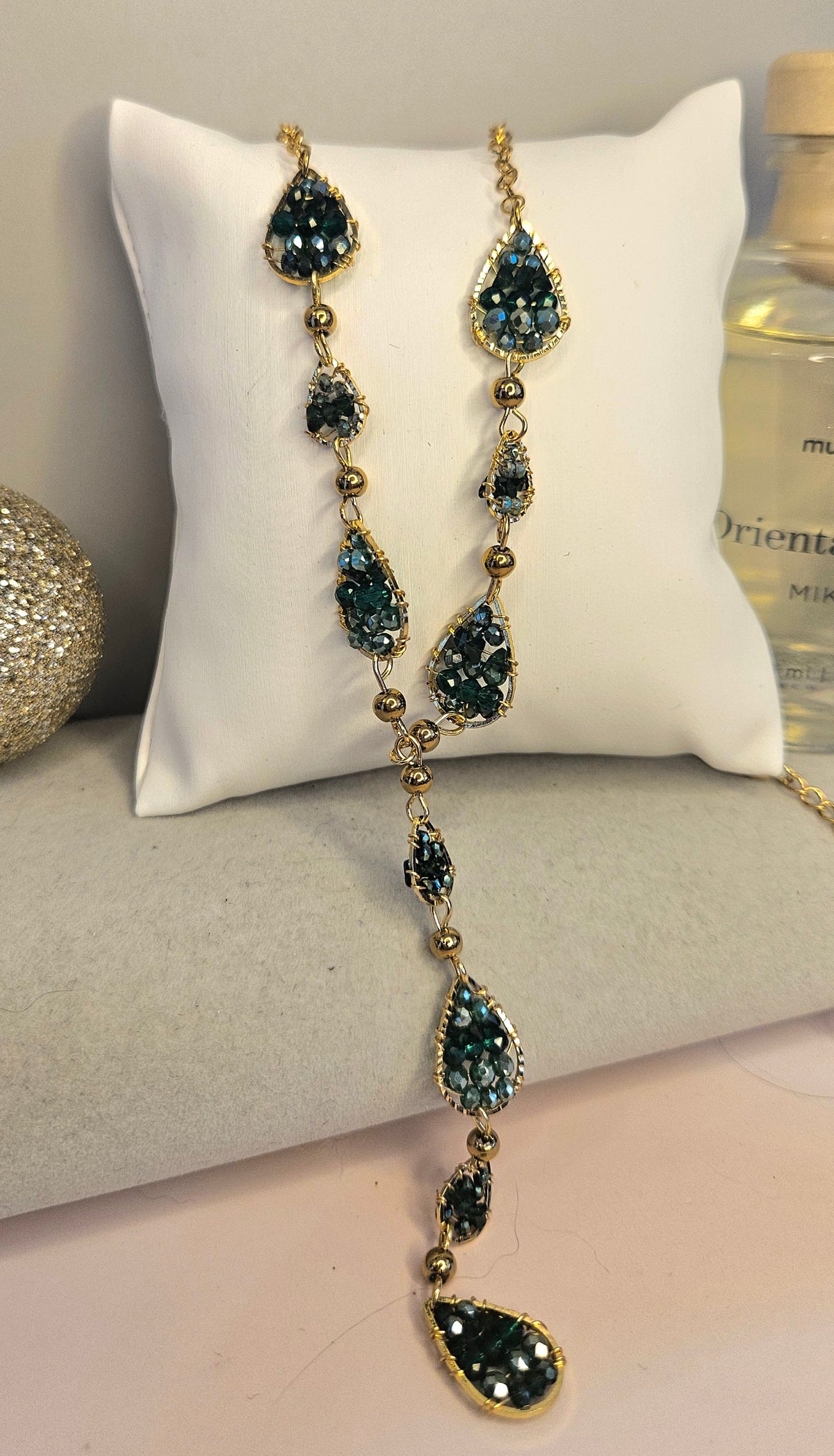 Collier y cristal perle vert